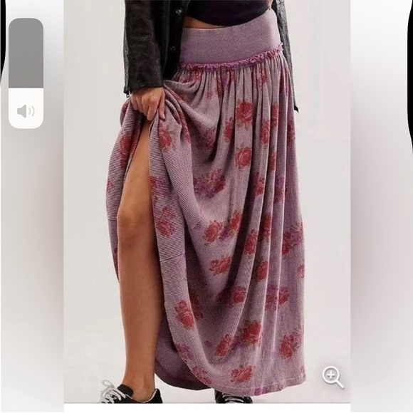 Free People Small Skirt Rosebud Maxi Floral Thermal Nirvana Combo in Lilac - Picture 5 of 11